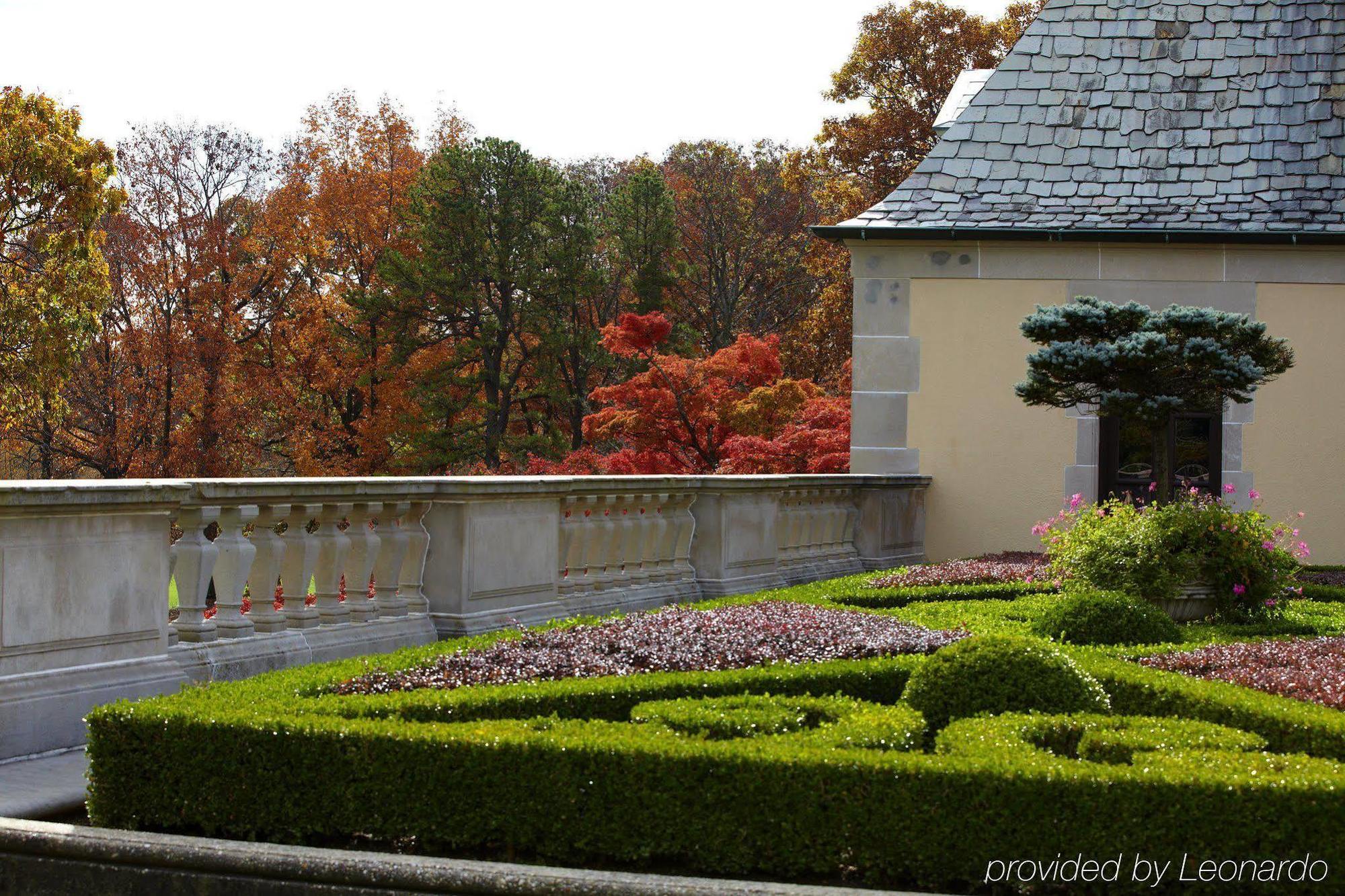 Oheka Castle Hotel & Estate Huntington Exterior photo