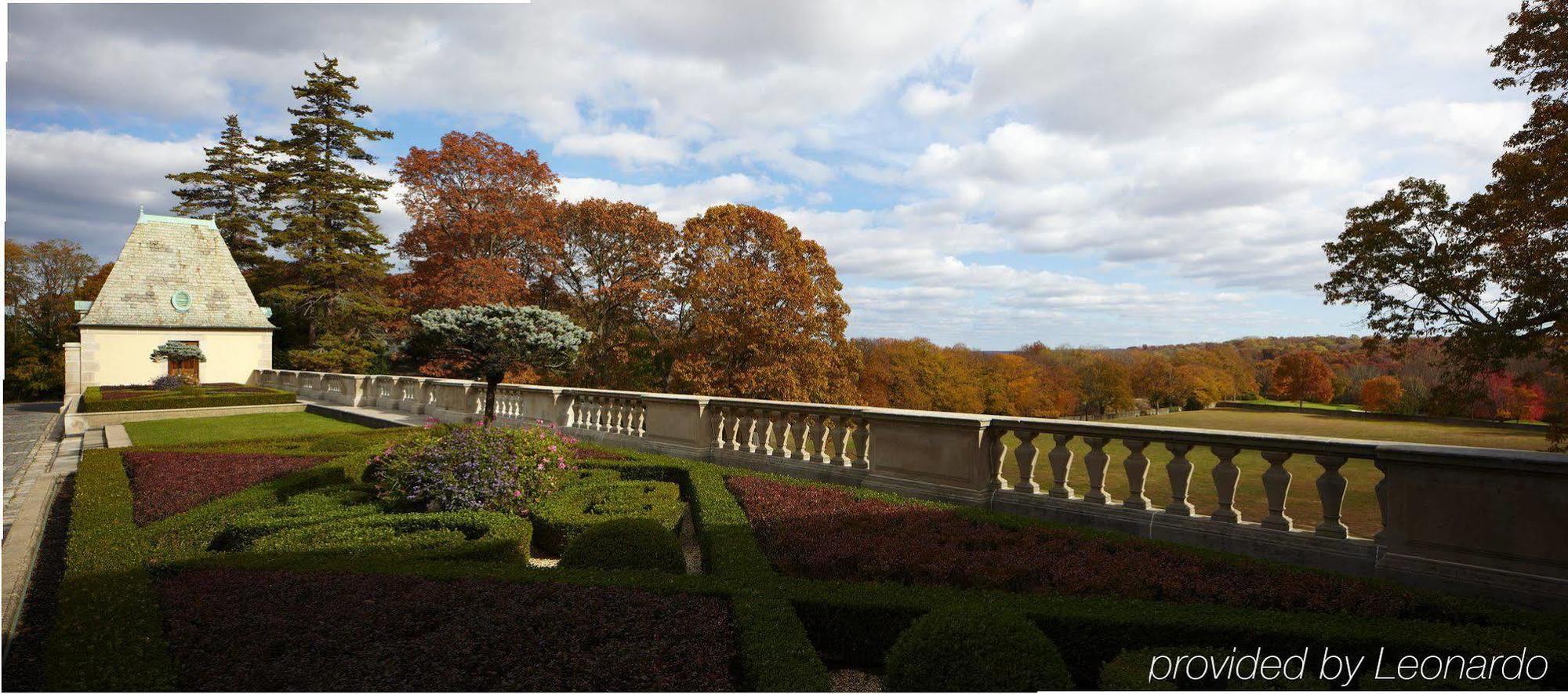 Oheka Castle Hotel & Estate Huntington Exterior photo